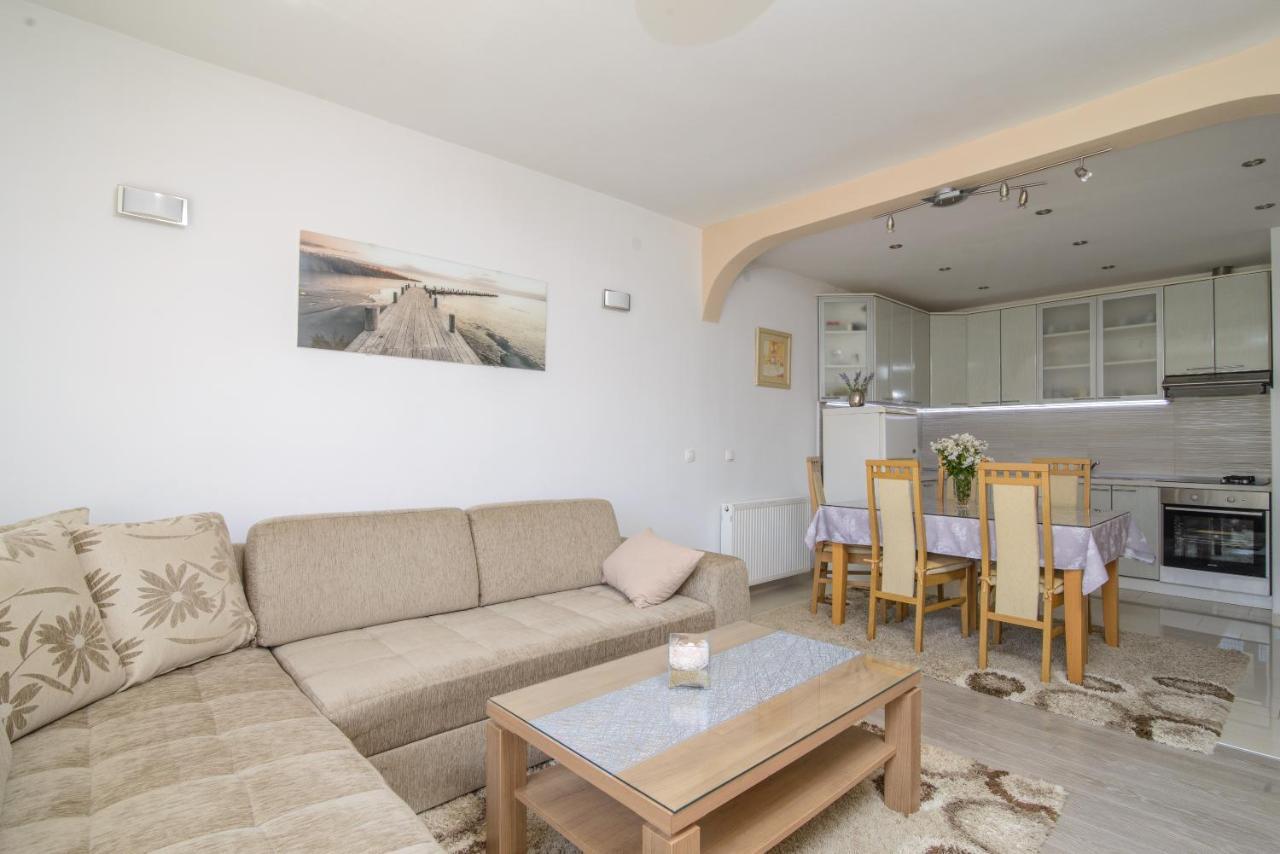 Apartments Tonka Трогир Екстериор снимка