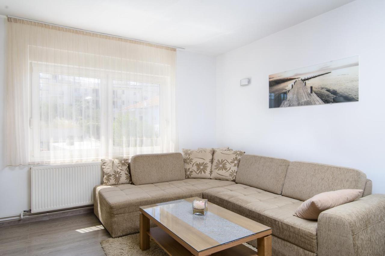 Apartments Tonka Трогир Екстериор снимка