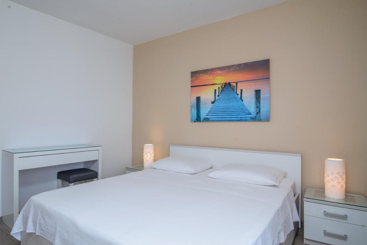 Apartments Tonka Трогир Екстериор снимка