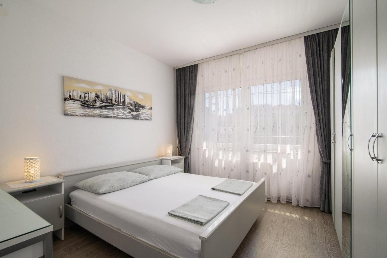Apartments Tonka Трогир Екстериор снимка