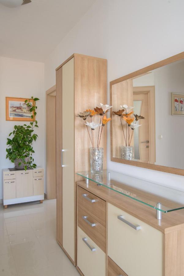 Apartments Tonka Трогир Екстериор снимка